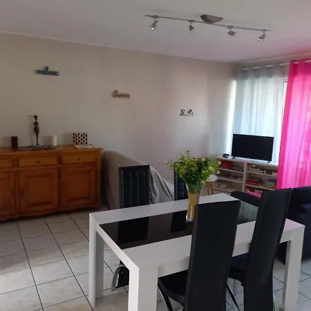 Appartement Spacieux Et Lumineux Secteur Petit Marche A 5 Min A Pied De La Plage Saint-Jean-de-Monts Exterior photo