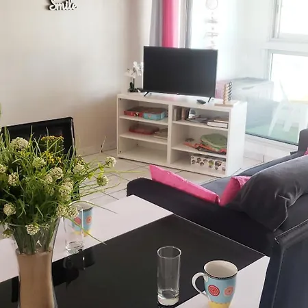 Appartement Spacieux Et Lumineux Secteur Petit Marche A 5 Min A Pied De La Plage Saint-Jean-de-Monts Exterior photo